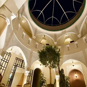 La Claire Fontaine 3* مراكش